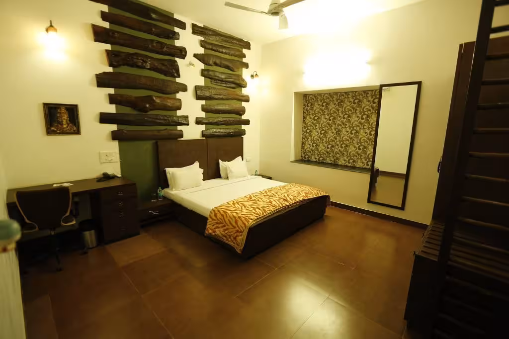 Tathastu Pench Room